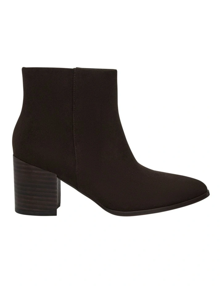 Nixon Boots in Chocolate Micro image 1