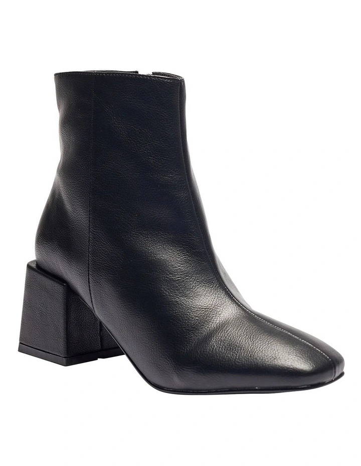 Taxi Black Smooth Boots image 2