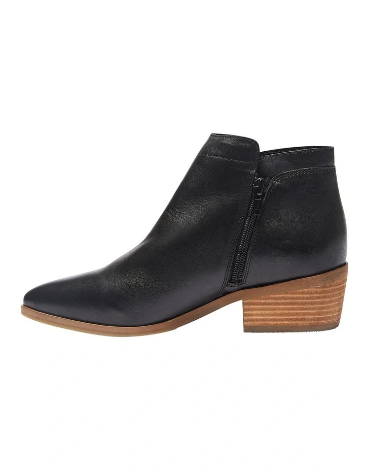 Nolan Black Glove Boots image 3