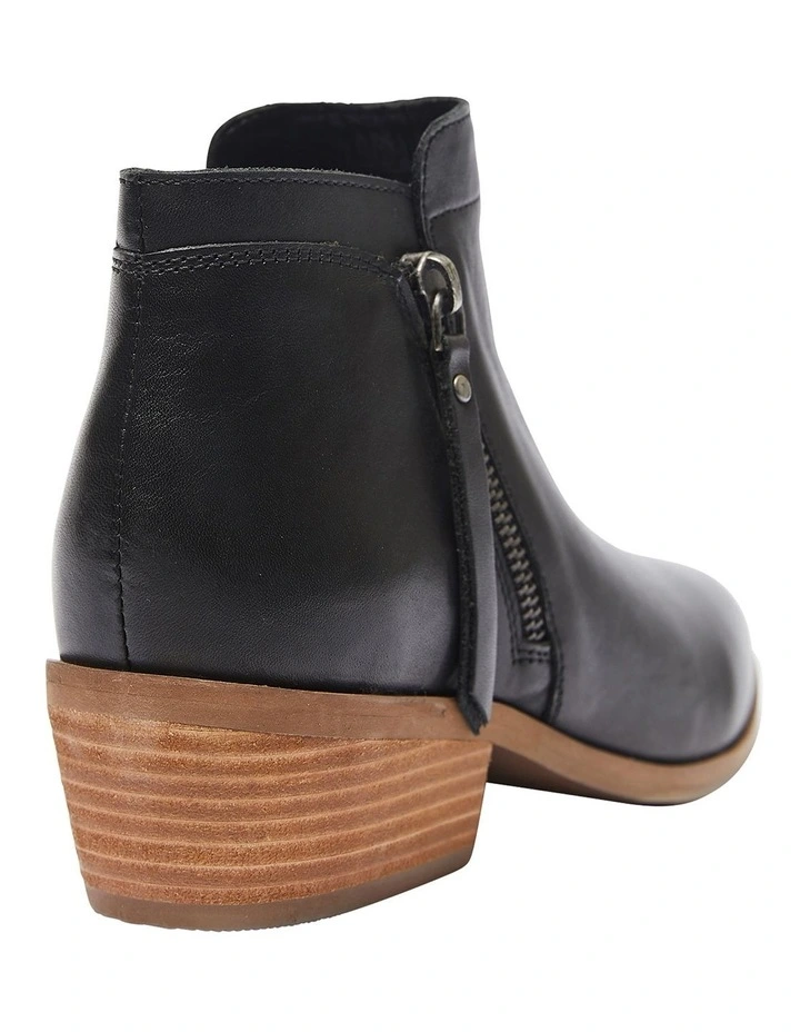 Nolan Black Glove Boots image 4