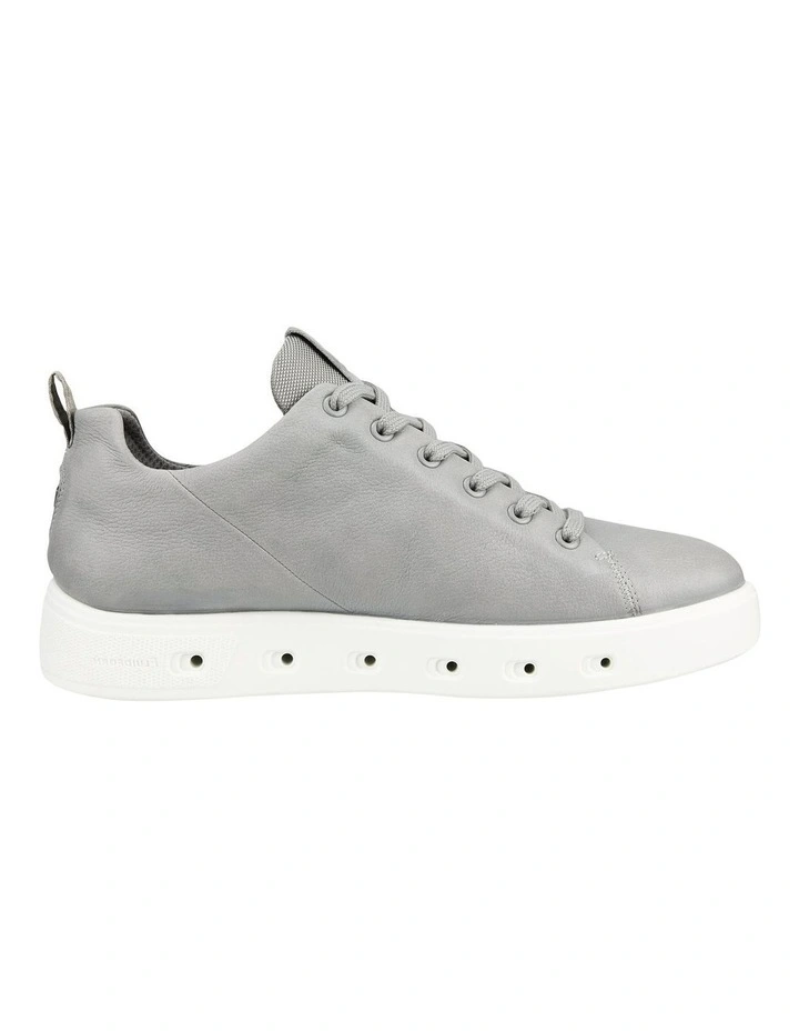 Street 720 Sneaker in Grey image 1