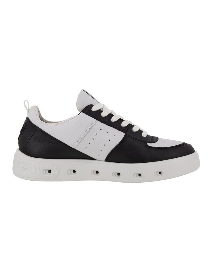 Street 720 Sneaker in Black image 1