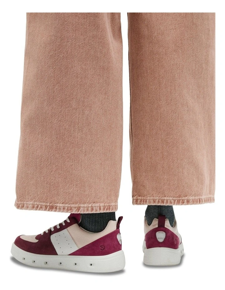 Street 720 Sneaker in Pink image 3