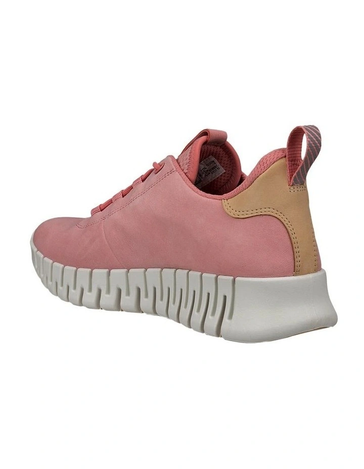 Gruuv Sneaker in Pink image 2