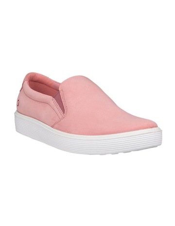 Pink colour