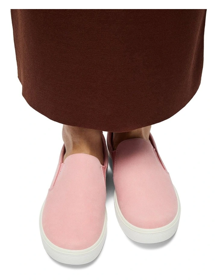 Soft 60 Sneaker in Pink image 7