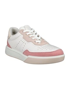 Street Court Sneaker in Pink