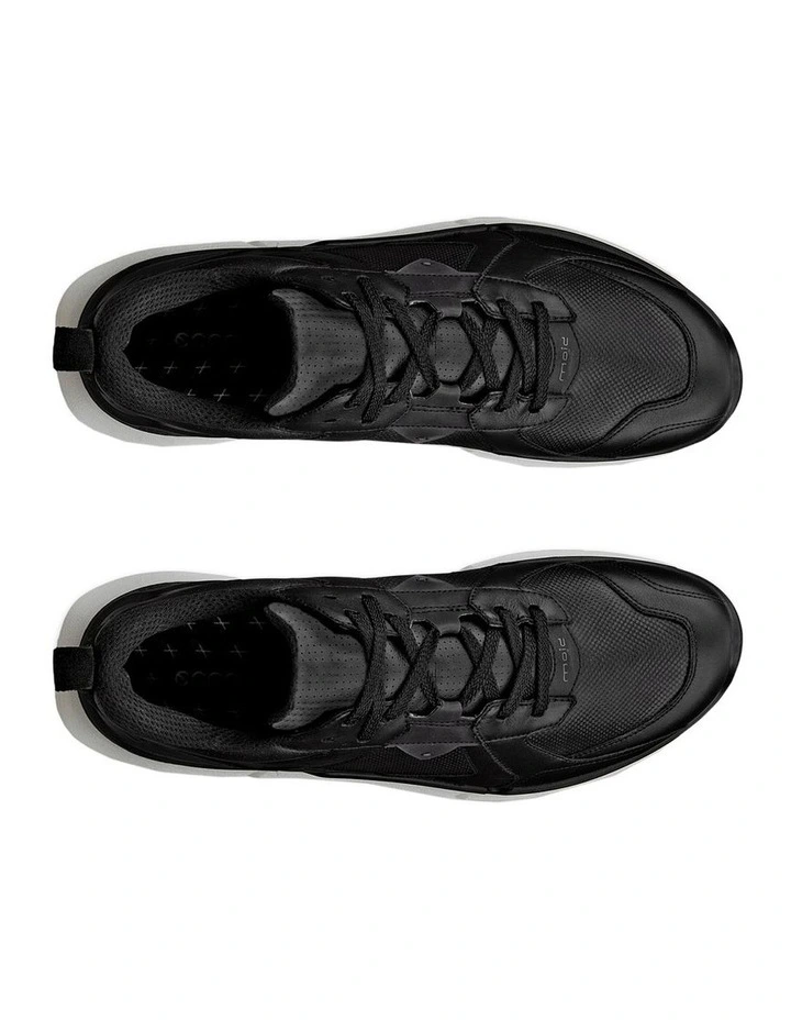 Biom 2.2 Sneaker in Black image 7