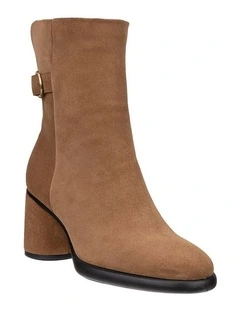 Sculpted LX 55 Boot in Brown