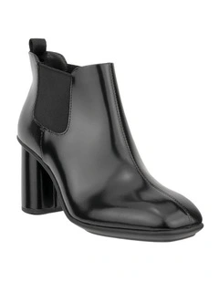 Sculpted Alba 65 Heel Boot in Black