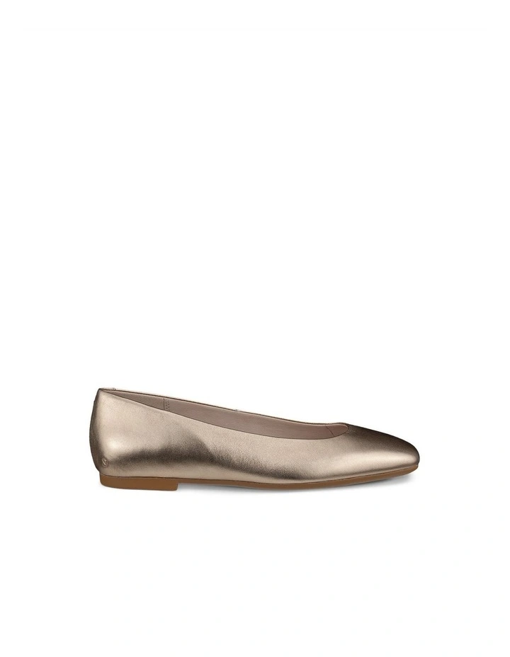 Margot Ballerina in Bronze image 4