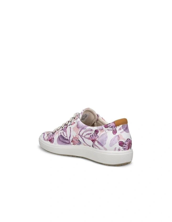 Soft 7 Shoe in Multicolour image 2