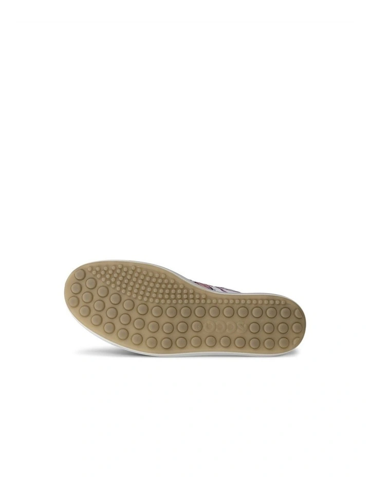 Soft 7 Shoe in Multicolour image 3