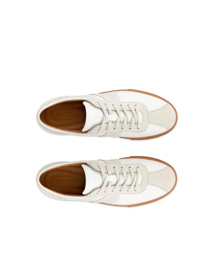 Soft 10 Sport Lace in White image 5