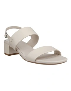 Liva Sandal 35 in Beige