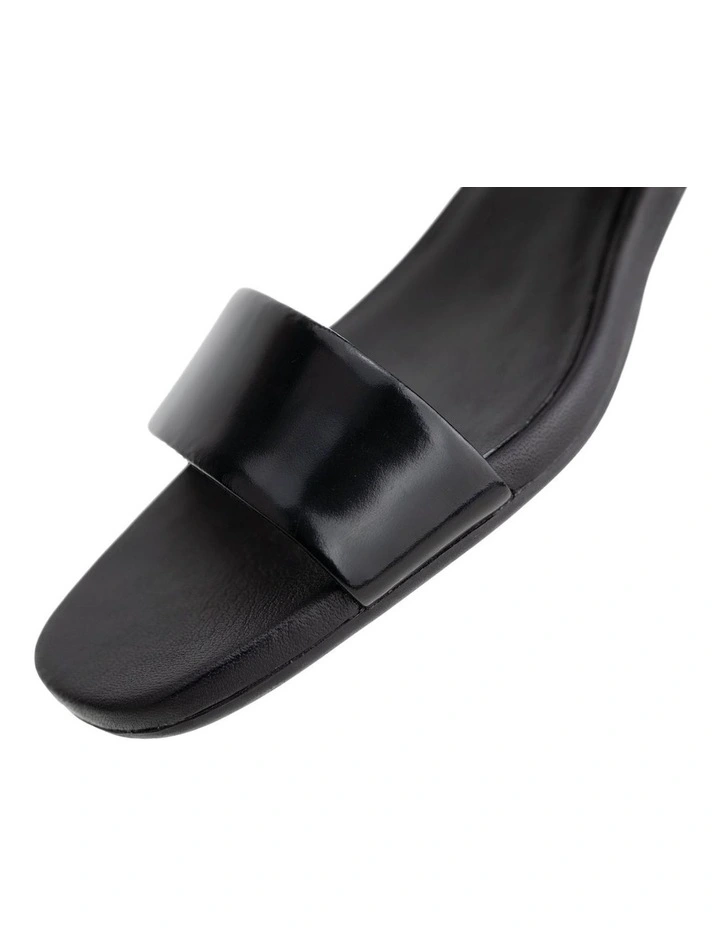 Liva Sandal 35 in Black image 7