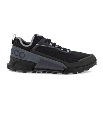Biom 2.1 X Country Sneaker In Black