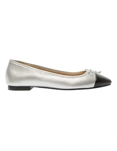 Trella Flats Leather Ballet in Silver