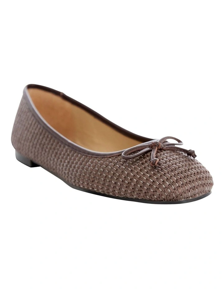 Tandem Ballet Flats in Chocolate Raffia image 2