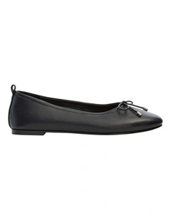 Tatiana Ballet Flats in Black Leather