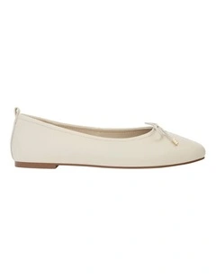 Tatiana Ballet Flats in Ivory Leather
