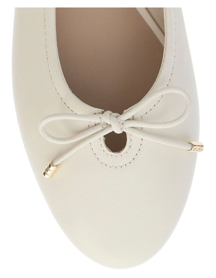 Tatiana Ballet Flats in Ivory Leather image 4
