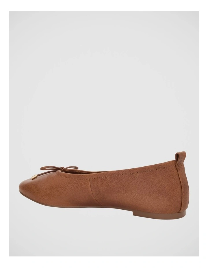 Tatiana Ballet Flats in Tan Leather image 3