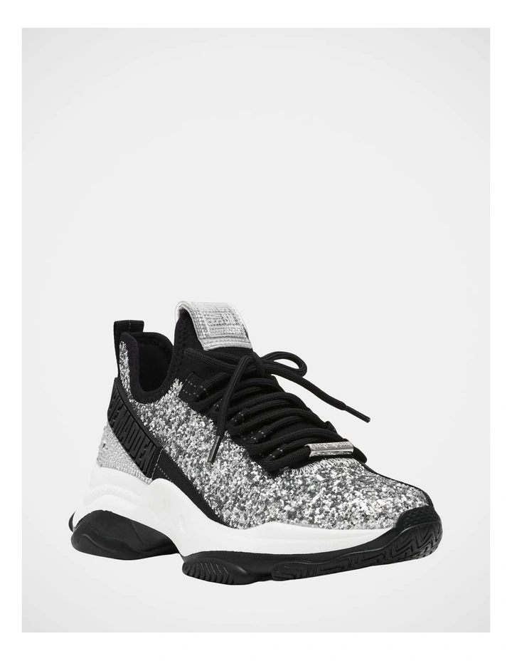 Maxilla G Sneaker in Black image 2