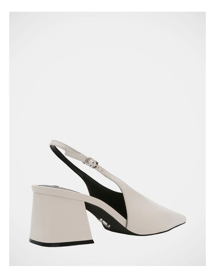Barge Pointed-Toe Heel in Cream image 5