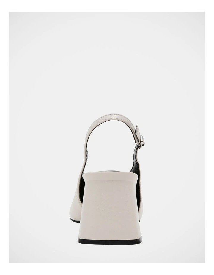 Barge Pointed-Toe Heel in Cream image 6