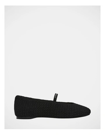 Razzler C Casual Shoe in Black