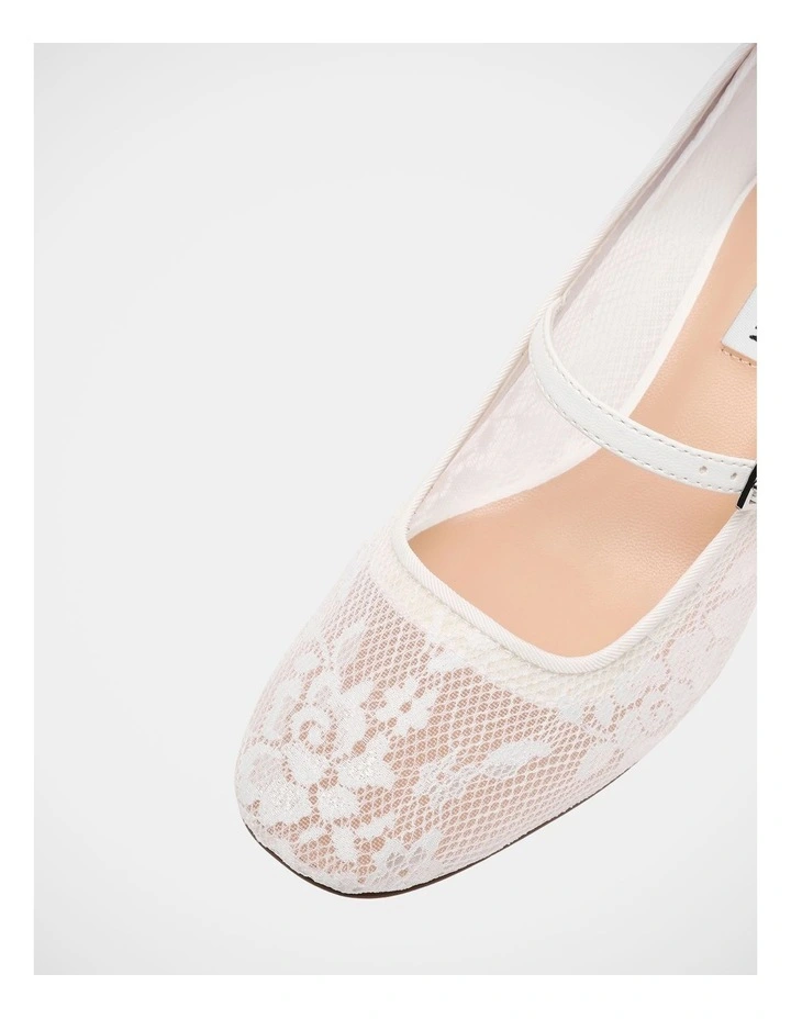 Hawke L Lace Dress Heels in White image 5