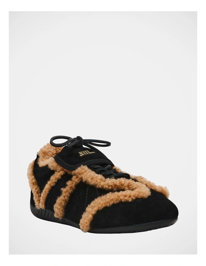 Freezone Sneakers in Black image 2