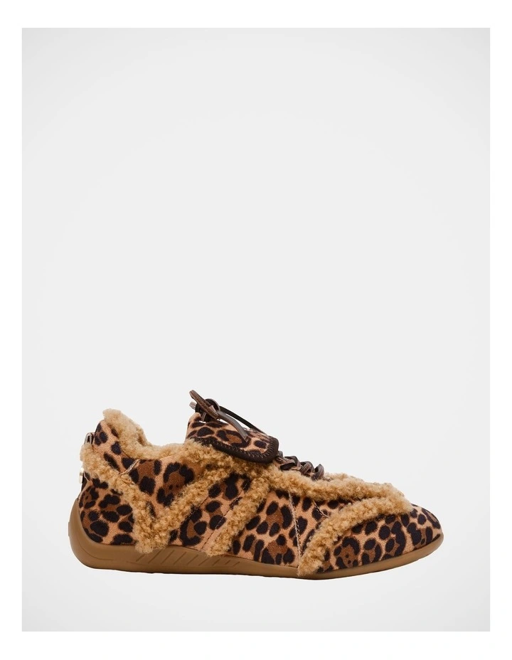 Freezone Sneakers in Brown image 1