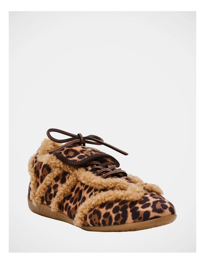 Freezone Sneakers in Brown image 2
