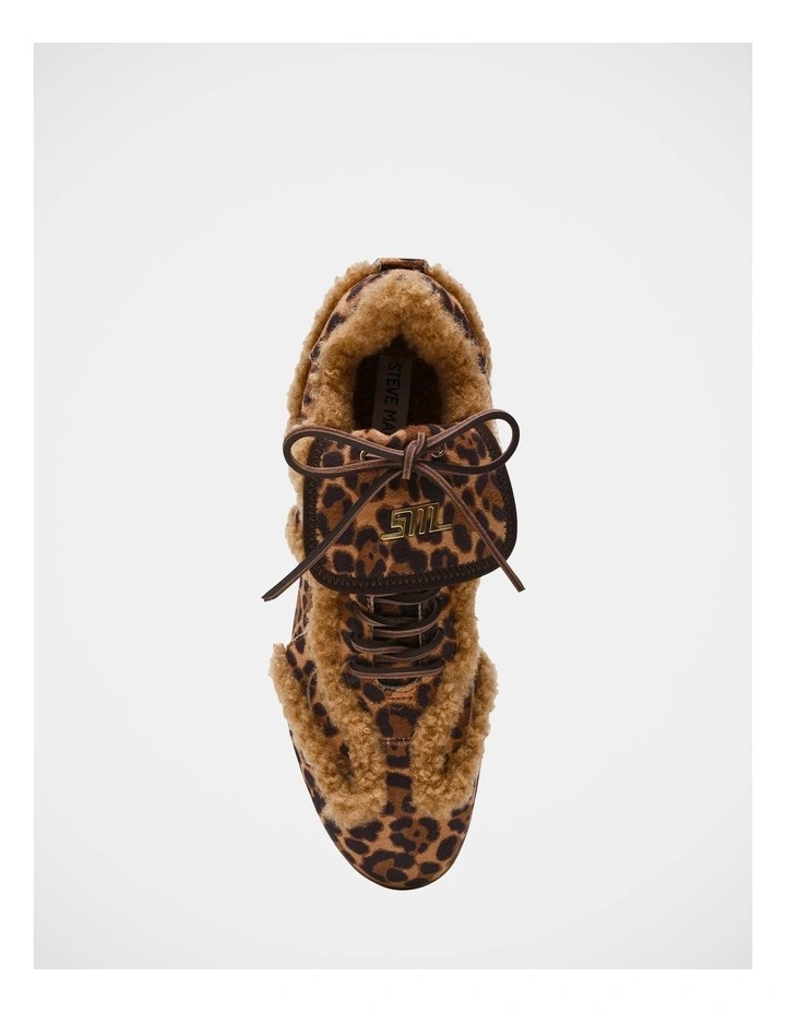 Freezone Sneakers in Brown image 4