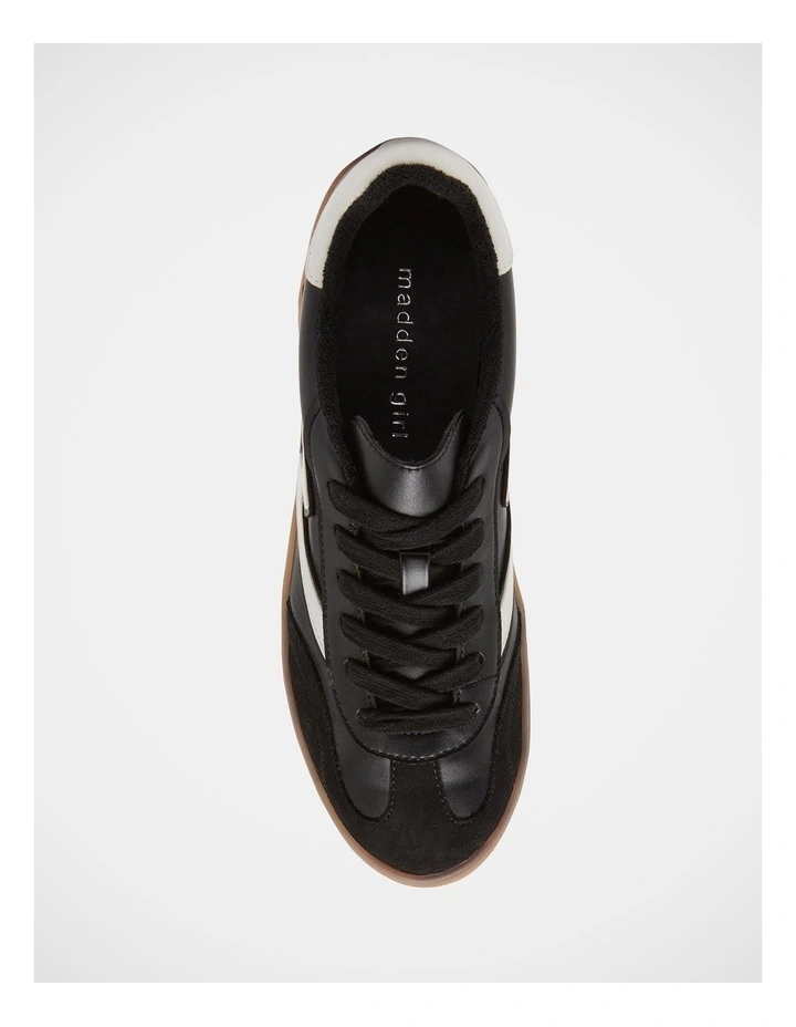Giia Sneakers in Black image 4