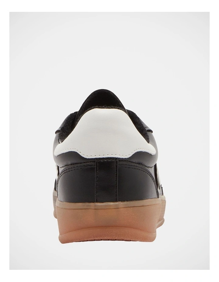 Giia Sneakers in Black image 6