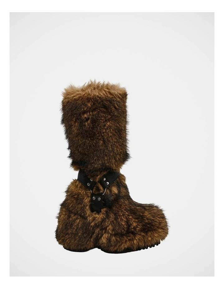 Defrost Boots in Tan image 1