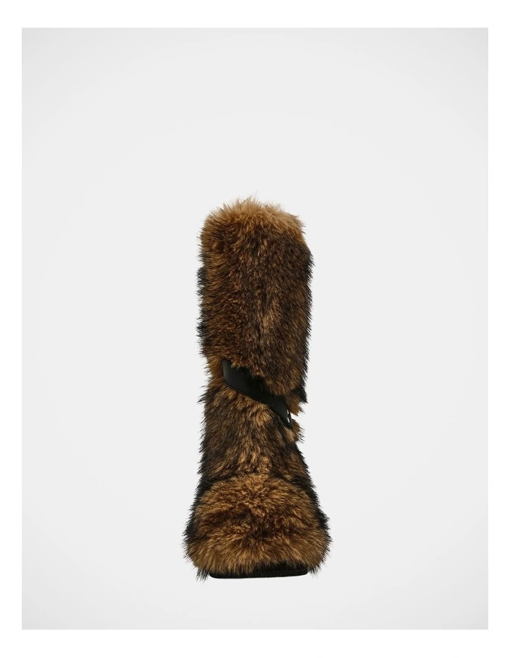 Defrost Boots in Tan image 3