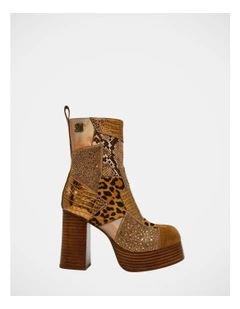 Monsta Boots in Gold