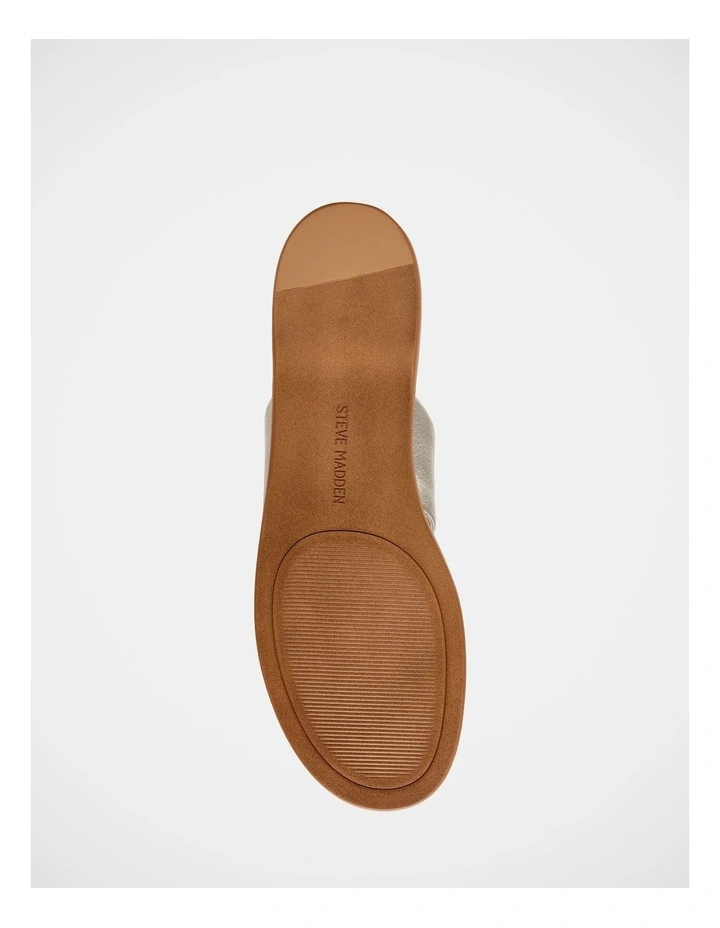 Zani Sandals in Gold image 7