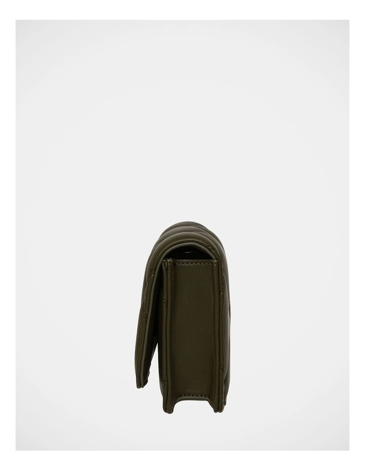 BEndue Crossbody Bag in Olive Gold image 3