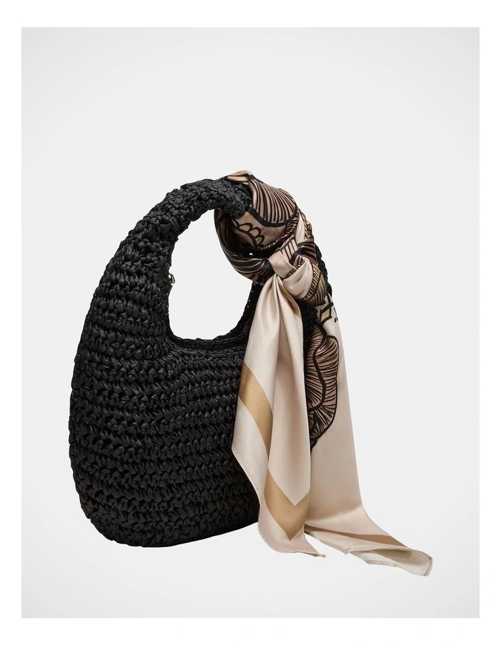 BDaenrys Shoulder Bag in Black image 2