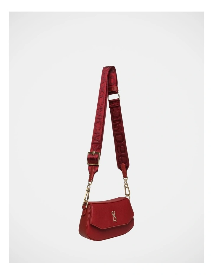 BTaiga Shoulder Bag in Red image 2