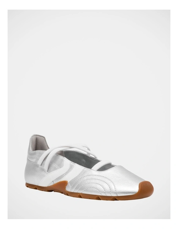 Joisie Sneakers in Silver image 2