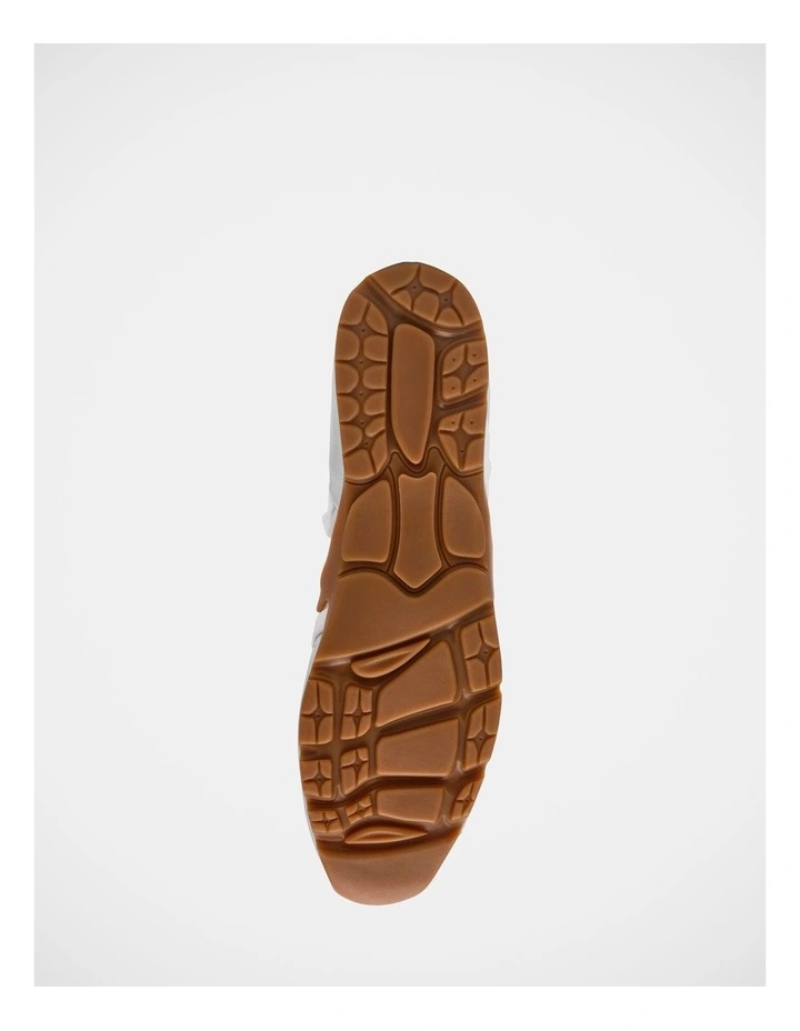 Joisie Sneakers in Silver image 7