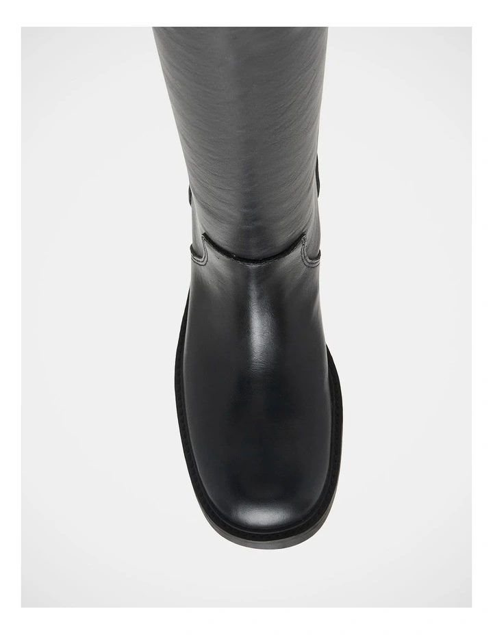 Momentoo Boots in Black Paris image 4