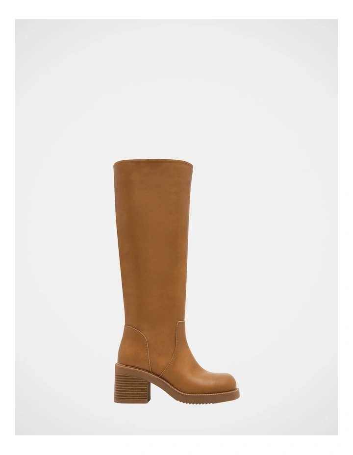 Momentoo Boots in Banana Paris image 1