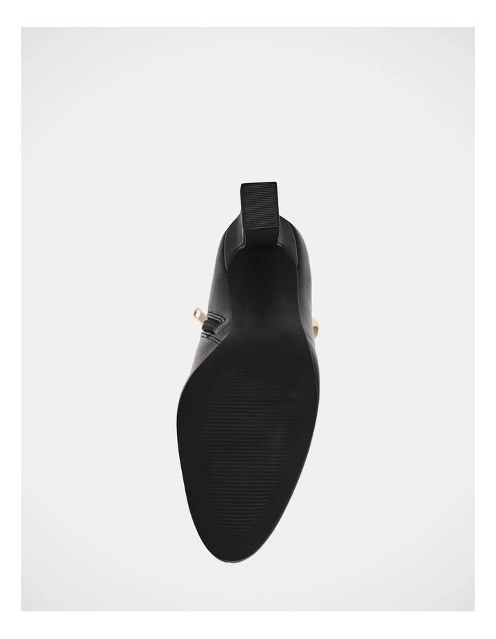 Aroma-B Boots in Black image 7